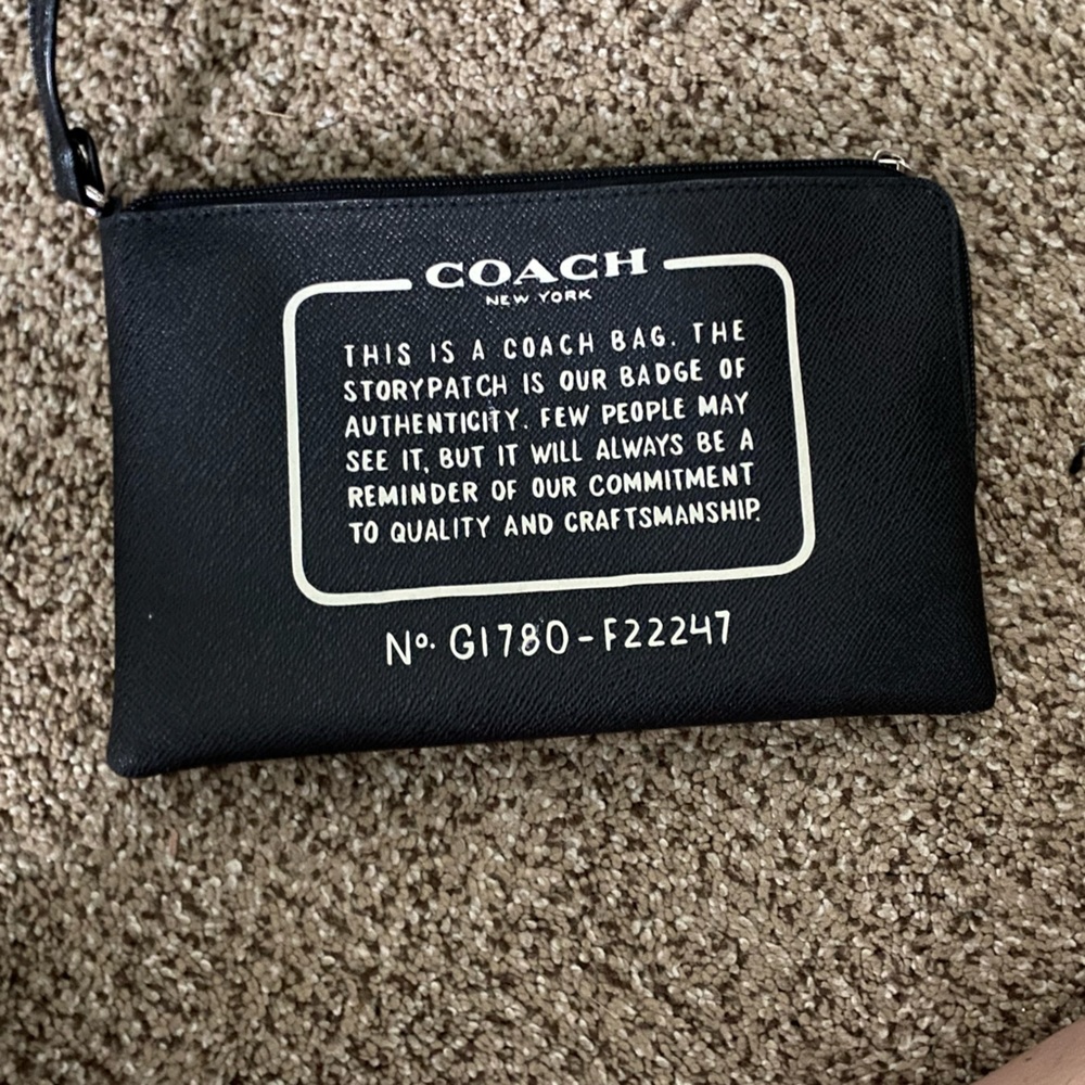 COACH REVERSIBLE TOTE - Picture 6 of 12